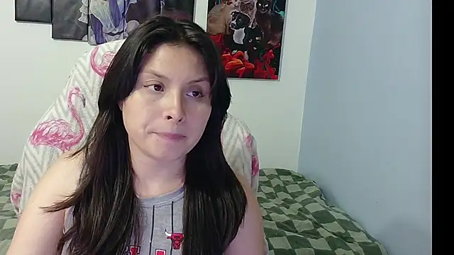 jessica gomez online show from October 2025 01:30:01 AM