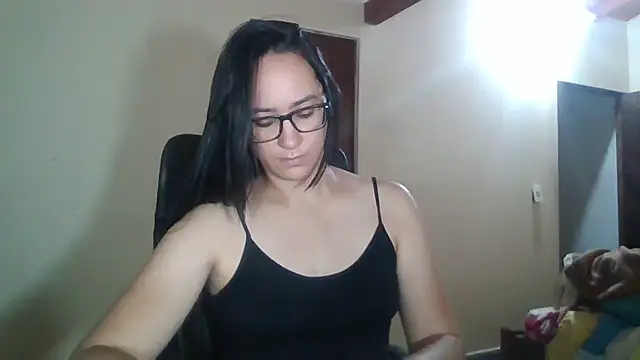 Snapshot of brittanycheeks chatting on April 2026 02:25:02 AM brittanycheeks online show from April 2026 02:25:02 AM