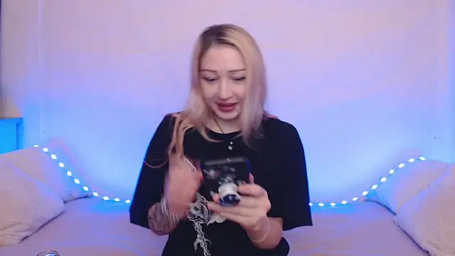 Emily hardcore online show from October 2025 10:52:02 PM