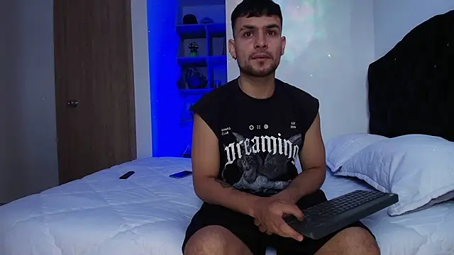 Aron-santoro online show from February 2026 04:00:02 PM