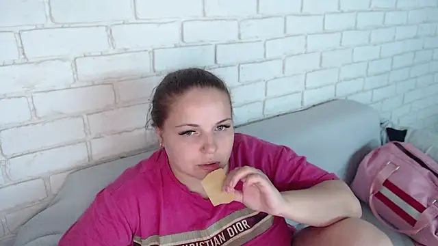 Snapshot of Crazyy_girl_ chatting on June 2026 03:22:01 PM Crazyy girl online show from June 2026 03:22:01 PM