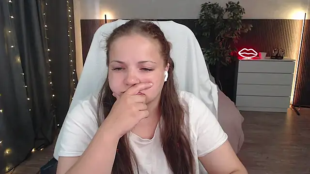 Snapshot of Crazyy_girl_ chatting on July 2026 06:58:02 AM Crazyy girl online show from July 2026 06:58:02 AM
