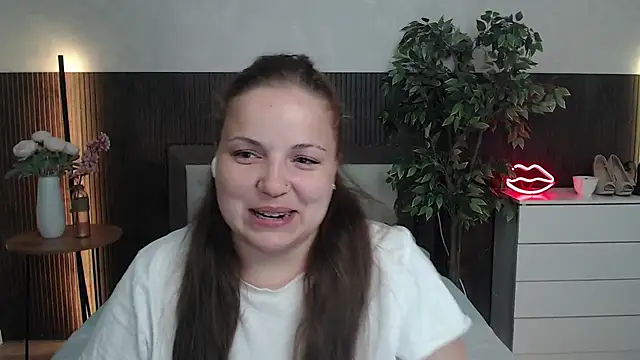 Snapshot of Crazyy_girl_ chatting on July 2026 02:22:02 PM Crazyy girl online show from July 2026 02:22:02 PM