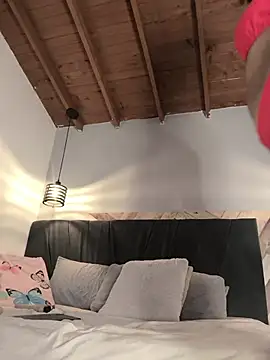 EmmilyBrant online show from February 2026 12:39:01 AM