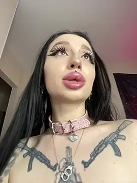 Molly  Moon online show from April 2026 02:42:02 AM