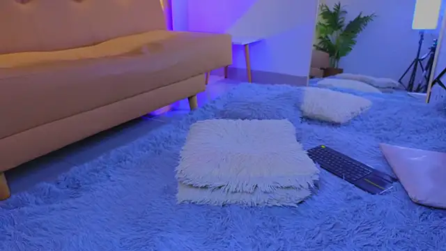 Isa  Blanc online show from October 2025 02:21:02 AM