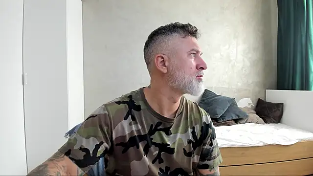 BlowMyXXL online show from September 2025 06:13:01 AM