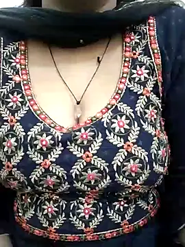 Cute nidhi online show from December 2024 08:18:01 AM