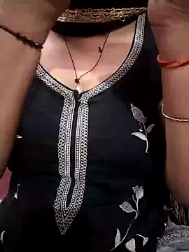 Cute nidhi online show from December 2024 03:11:02 AM