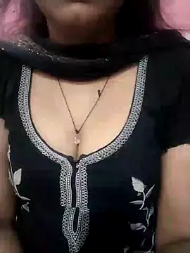 Cute nidhi online show from January 2025 05:27:01 AM