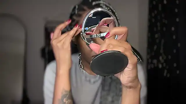 marisilva br online show from November 2025 12:21:02 AM