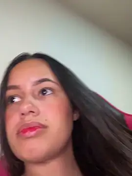 Snapshot of Monica_Pimentinha_ chatting on February 2025 01:11:01 PM Monica Pimentinha  online show from February 2025 01:11:01 PM