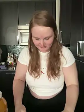 Snapshot of GingerSnap33 chatting on April 2026 12:19:02 AM GingerSnap33 online show from April 2026 12:19:02 AM