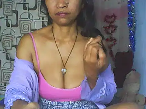 nene belle online show from February 2026 07:11:01 PM