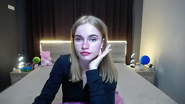 MargaritaKiss online show from October 2025 07:03:02 PM