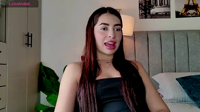 caralella online show from April 2026 08:28:02 PM