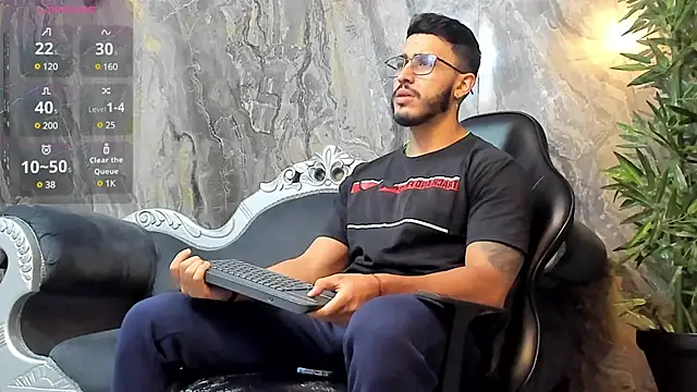 Liam Kleiin online show from February 2025 11:28:02 AM