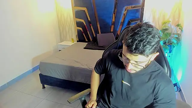 Liam Kleiin online show from March 2026 11:17:02 AM