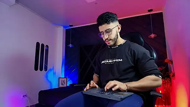 Liam Kleiin online show from April 2026 11:25:02 AM