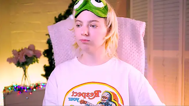 Snapshot of RocKStone_ chatting on January 2025 10:23:02 AM RocKStone  online show from January 2025 10:23:02 AM