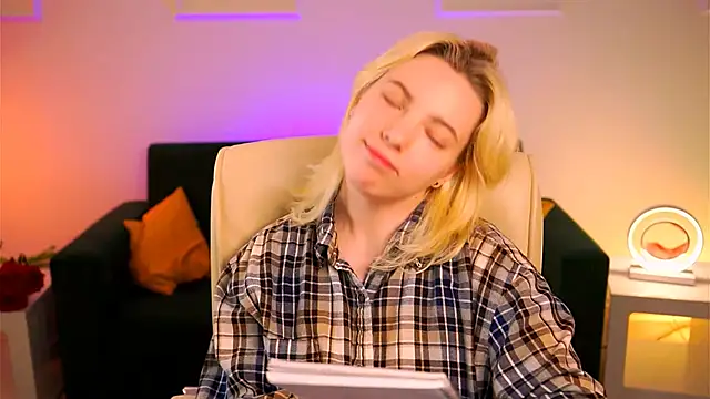 Snapshot of RocKStone_ chatting on February 2025 11:12:02 AM RocKStone  online show from February 2025 11:12:02 AM