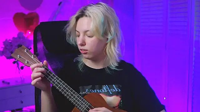 Snapshot of RocKStone_ chatting on March 2025 07:19:01 AM RocKStone  online show from March 2025 07:19:01 AM