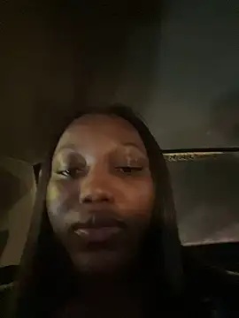 Snapshot of kellya_ chatting on December 2024 12:07:01 AM kellya online show from December 2024 12:07:01 AM