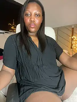 Snapshot of kellya_ chatting on February 2025 09:38:02 PM kellya online show from February 2025 09:38:02 PM