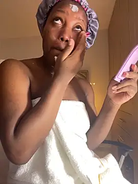 Snapshot of kellya_ chatting on March 2025 10:45:02 PM kellya online show from March 2025 10:45:02 PM