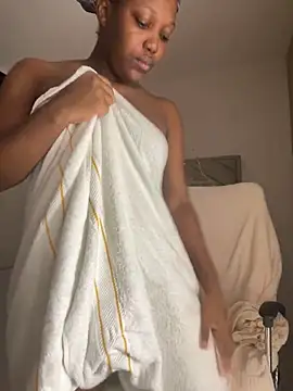 Snapshot of kellya_ chatting on March 2025 11:46:01 PM kellya online show from March 2025 11:46:01 PM