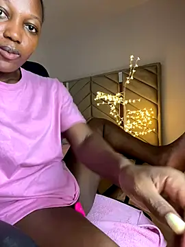 Snapshot of kellya_ chatting on September 2025 11:37:02 PM kellya online show from September 2025 11:37:02 PM