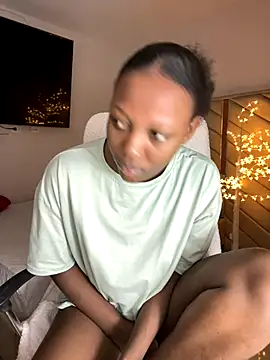 Snapshot of kellya_ chatting on November 2025 11:35:01 PM kellya online show from November 2025 11:35:01 PM