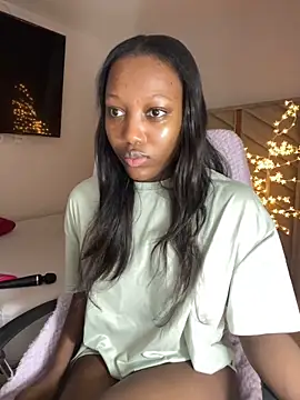 Snapshot of kellya_ chatting on November 2025 12:02:02 AM kellya online show from November 2025 12:02:02 AM