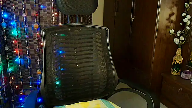 Snapshot of Hotty__Baby chatting on October 2025 06:05:01 PM Hotty  Baby online show from October 2025 06:05:01 PM