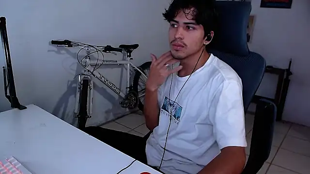 Thieves9 online show from October 2025 07:26:02 PM