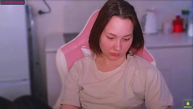 Airyhill online show from April 2026 04:34:01 PM