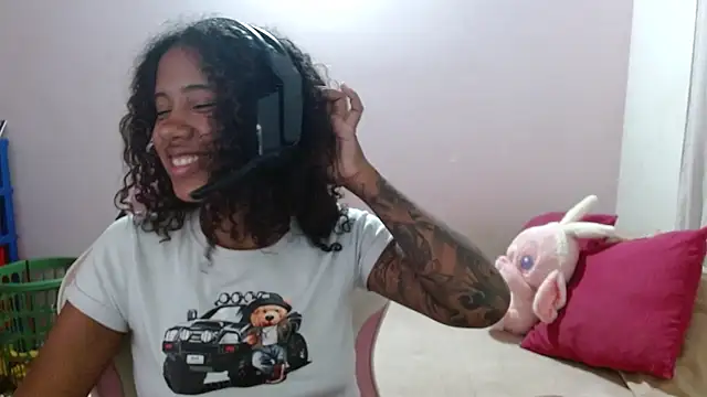 TiffanyRoouse online show from March 2025 11:09:01 PM