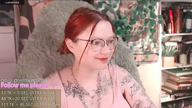 Snapshot of me__hanna chatting on May 2026 05:34:01 AM me hanna online show from May 2026 05:34:01 AM