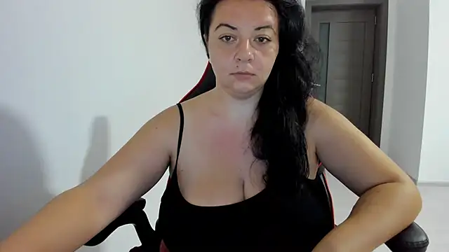 amiraisa11 online show from September 2025 03:06:01 AM