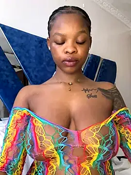 SexxyLunar online show from November 2025 06:48:01 AM