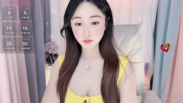 Snapshot of Liiniie-Lovers chatting on February 2025 12:43:02 PM Liiniie-Lovers online show from February 2025 12:43:02 PM