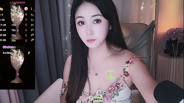 Snapshot of Liiniie-Lovers chatting on November 2025 12:22:02 AM Liiniie-Lovers online show from November 2025 12:22:02 AM