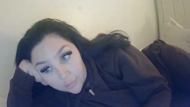 magical mia online show from October 2025 08:50:02 PM