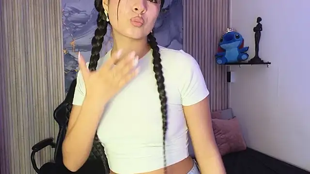 LissaWiild online show from March 2026 08:15:02 PM