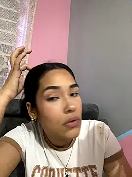 Alexsa V online show from October 2025 10:40:02 PM