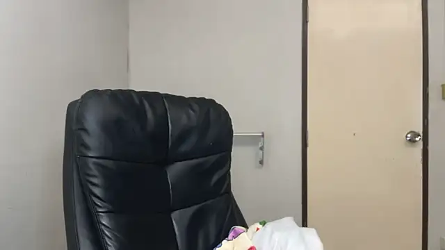 SassyJessi online show from November 2025 04:11:02 AM