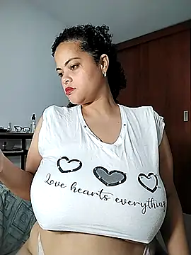 Snapshot of sweetpe chatting on February 2026 04:22:01 AM sweetpe online show from February 2026 04:22:01 AM