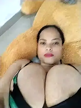 Snapshot of sweetpe chatting on February 2026 06:47:02 AM sweetpe online show from February 2026 06:47:02 AM