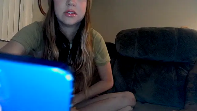 Snapshot of molly_witha_chance chatting on November 2025 07:33:02 AM molly witha chance online show from November 2025 07:33:02 AM