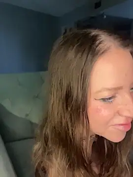 molly witha chance online show from May 2026 09:31:02 PM